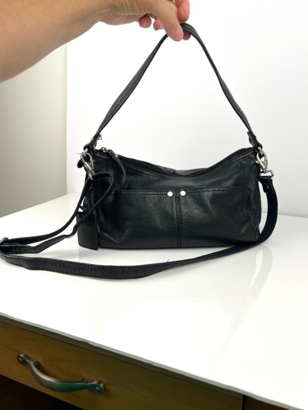 Tignanello Pebbled Leather Zip Top Shoulder Crossbody Bag Medium Black Y2K Style
